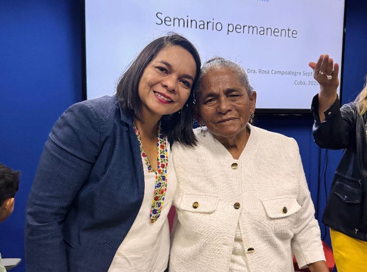 UNAM reconoce a Petra Morga por su aporte al pueblo afromexicano